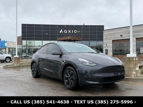 Stealth Gray 2024 Tesla Model Y Long Range