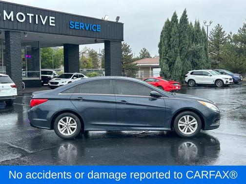 Pacific Blue Pearl 2014 Hyundai SONATA GLS