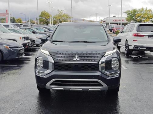 2024 Mitsubishi Outlander PHEV SE