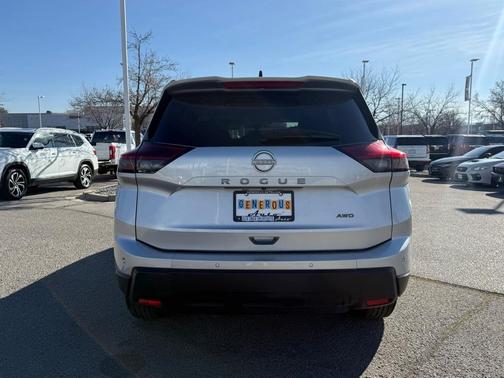 2024 Nissan Rogue S