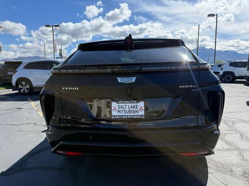 2024 Cadillac LYRIQ Sport