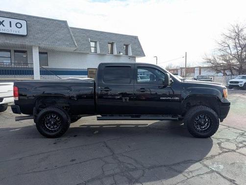 2011 GMC Sierra 2500 Denali