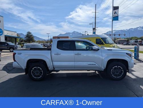 Pearl 2025 Toyota Tacoma Hybrid TRD
