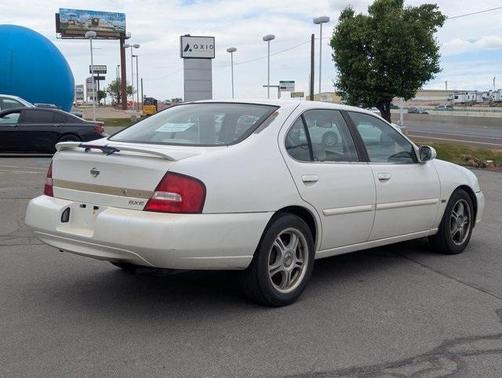 2001 Nissan Altima