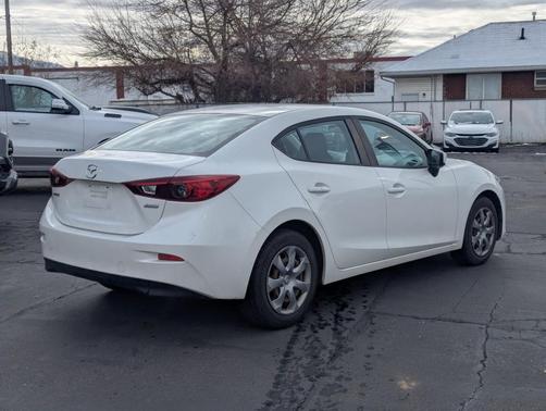 2015 Mazda Mazda3 i Sport