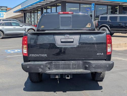 2016 Nissan Frontier SV