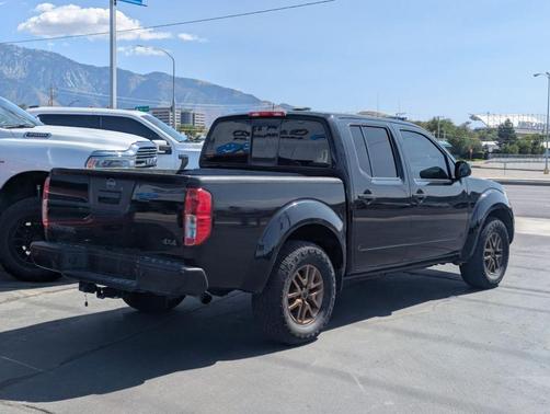 2016 Nissan Frontier SV