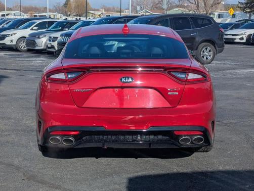 2019 Kia Stinger GT2