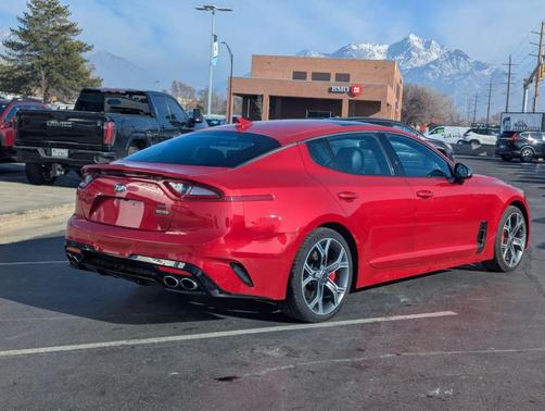 2019 Kia Stinger GT2