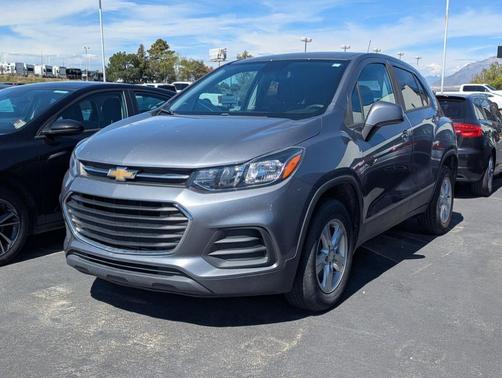 Satin Steel Metallic 2020 Chevrolet Trax LS