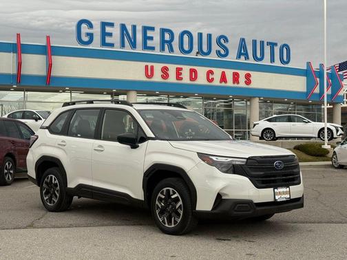 2025 Subaru Forester Base