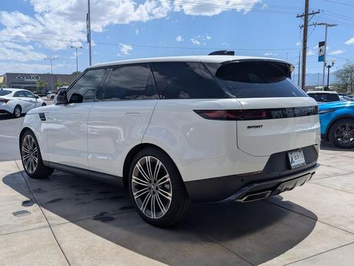 Fuji White 2025 Land Rover Range Rover Sport P360 SE