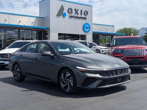 Amazon Gray 2025 Hyundai ELANTRA SEL Convenience