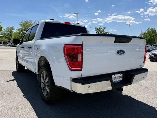 Oxford White 2022 Ford F-150 XLT