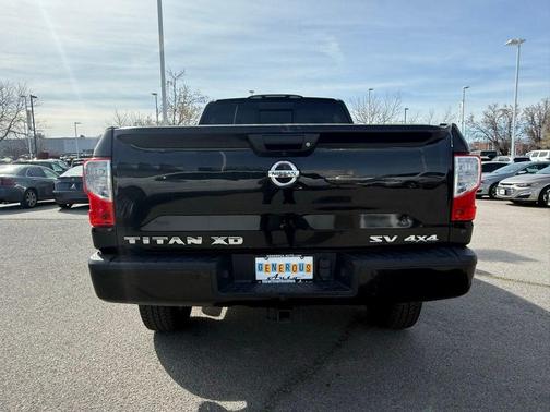 2016 Nissan Titan XD SV