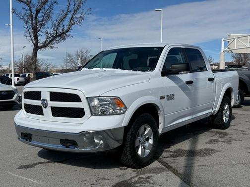 2015 RAM 1500 SLT