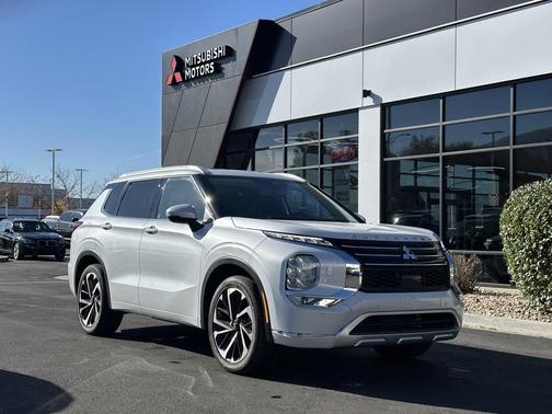 2024 Mitsubishi Outlander SEL