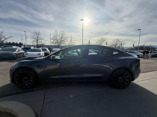 2023 Tesla Model 3 Performance