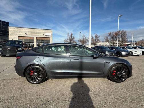 2023 Tesla Model 3 Performance