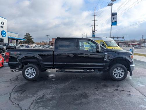 Black Metallic 2022 Ford F-250 XLT