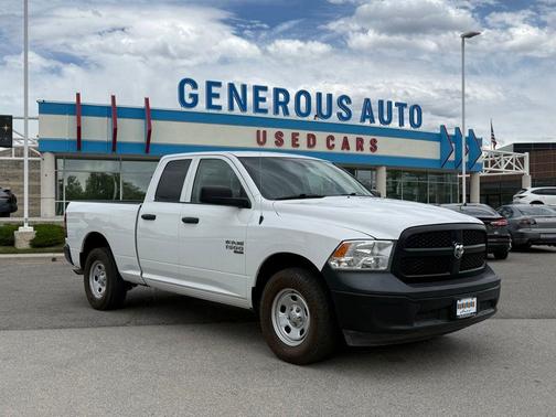 Bright White Clearcoat 2022 RAM 1500 Classic Tradesman