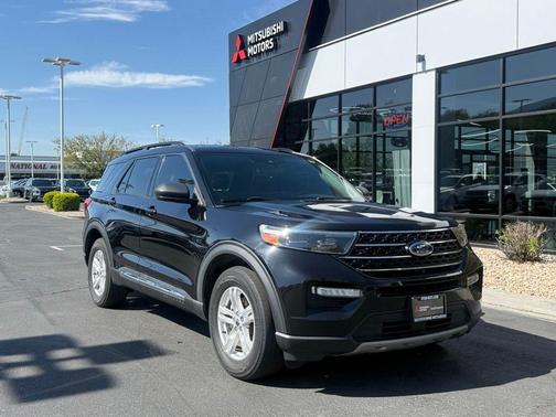 Black Metallic 2020 Ford Explorer XLT