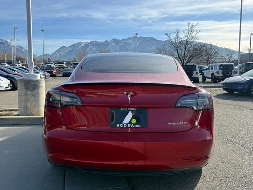 2022 Tesla Model 3 Performance