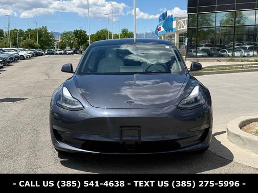 Gray 2022 Tesla Model 3 Long Range