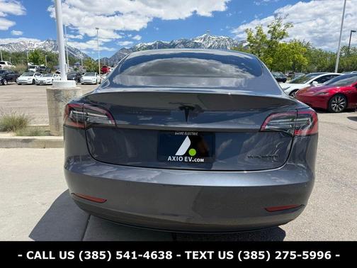 Gray 2022 Tesla Model 3 Long Range