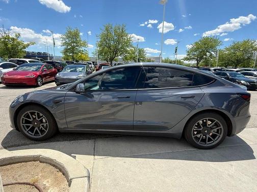 Gray 2022 Tesla Model 3 Long Range