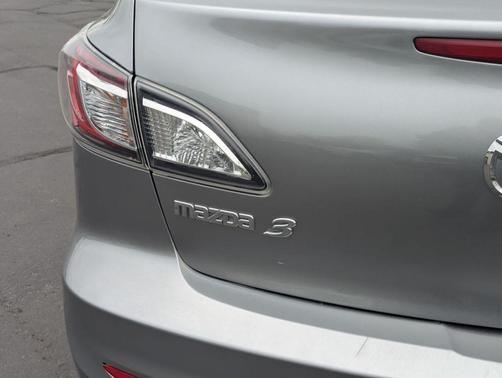 Liquid Silver Metallic 2012 Mazda Mazda3 i Touring