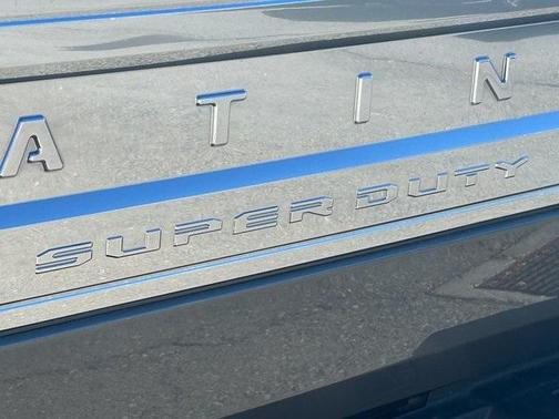 2022 Ford F-350 Platinum