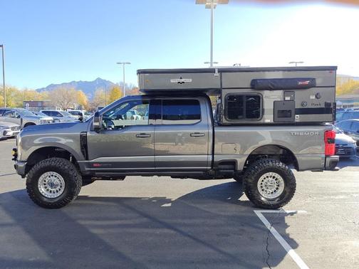 2025 Ford F-350 Platinum