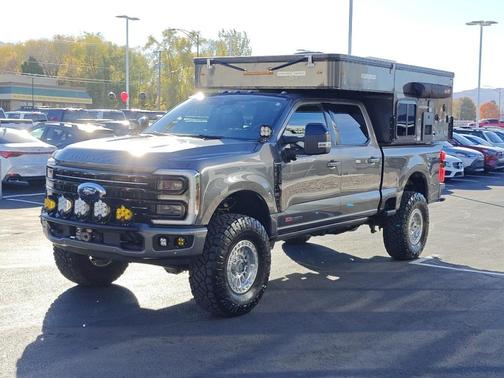 2025 Ford F-350 Platinum