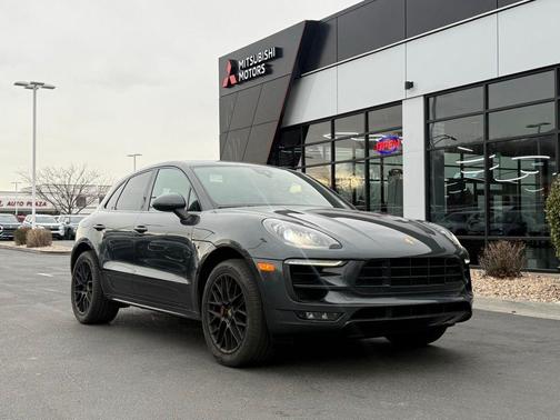 2018 Porsche Macan GTS