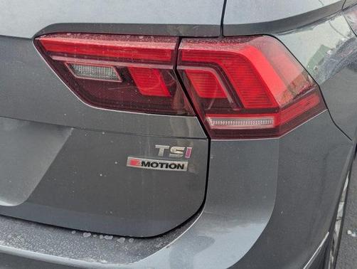 2018 Volkswagen Tiguan 2.0T SE