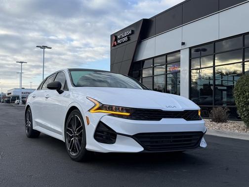 2022 Kia K5 GT