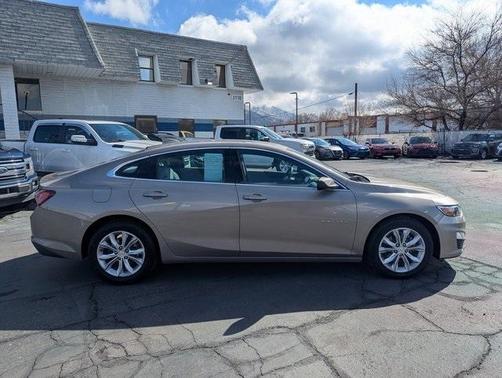 2022 Chevrolet Malibu LT