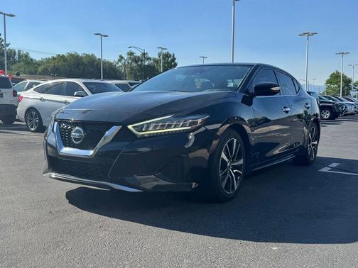 Super Black 2022 Nissan Maxima SV