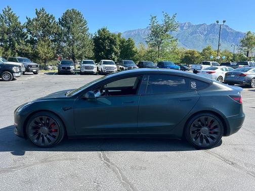 2023 Tesla Model 3 Performance