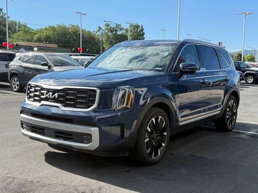 Midnight Black 2023 Kia Telluride SX
