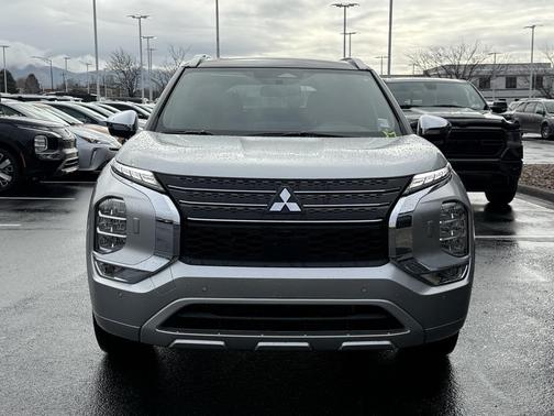 2025 Mitsubishi Outlander PHEV SEL