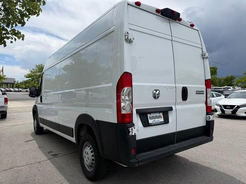 Bright White Clearcoat 2024 RAM ProMaster 2500 High Roof