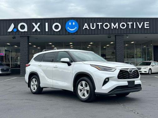 2023 Toyota Highlander L