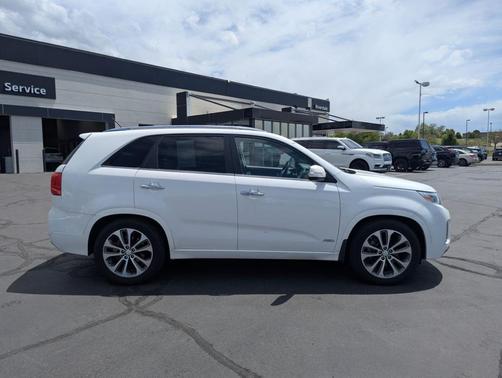 Snow White Pearl 2015 Kia Sorento SX