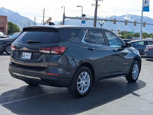 Gray 2023 Chevrolet Equinox 2LT