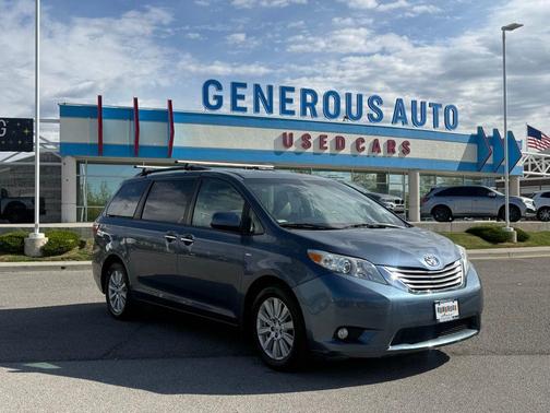 2017 Toyota Sienna XLE