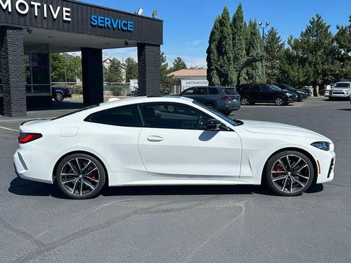 Alpine White 2024 BMW M440 i xDrive