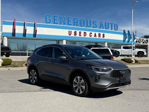 2025 Ford Escape Platinum