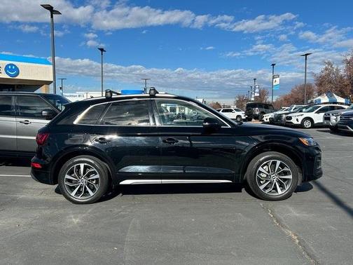 2021 Audi Q5 40 Premium Plus